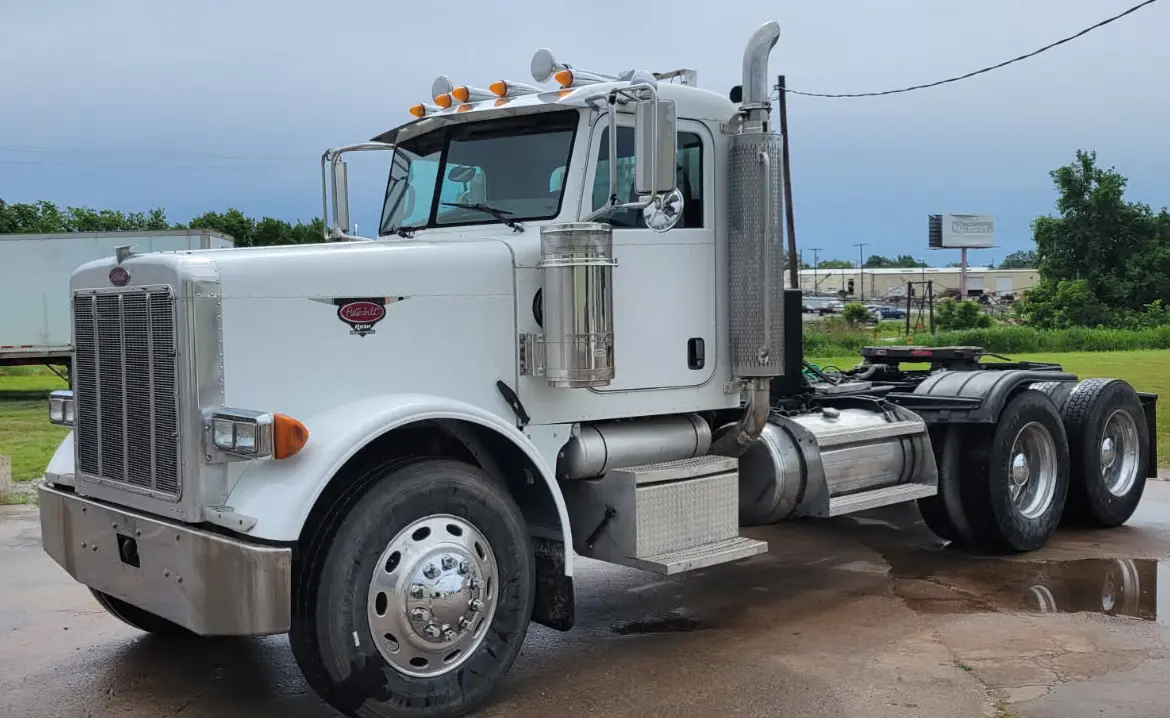 White Peterbilt Front